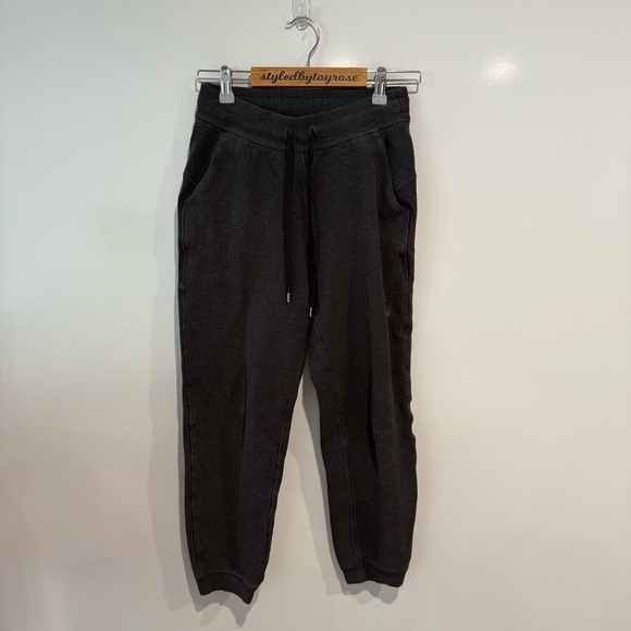 Lululemon Ribbed High-Rise Jogger Sweatpants 25" - Picture 6 of 9